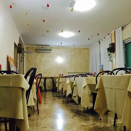 Capri 3*