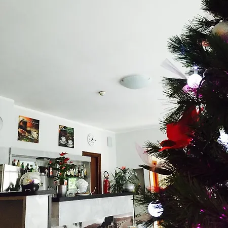 Capri 3* Диано-Марина