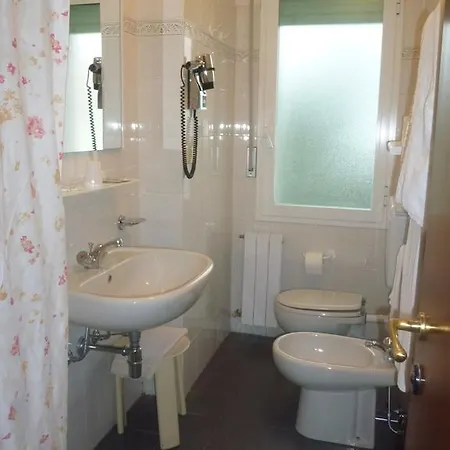 Hotell Capri Diano Marina